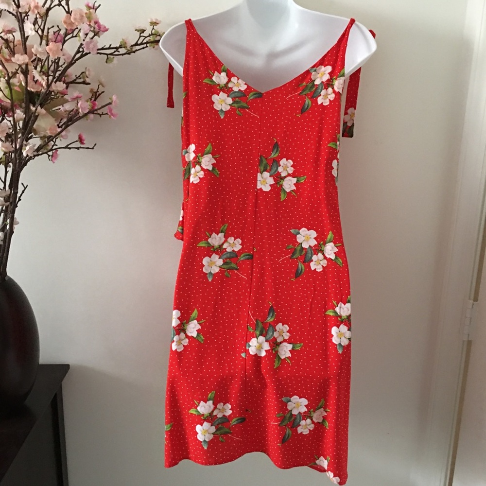 Dorothy Perkins Sleeveless Red Floral Dress Size 4 - Picture 3 of 8